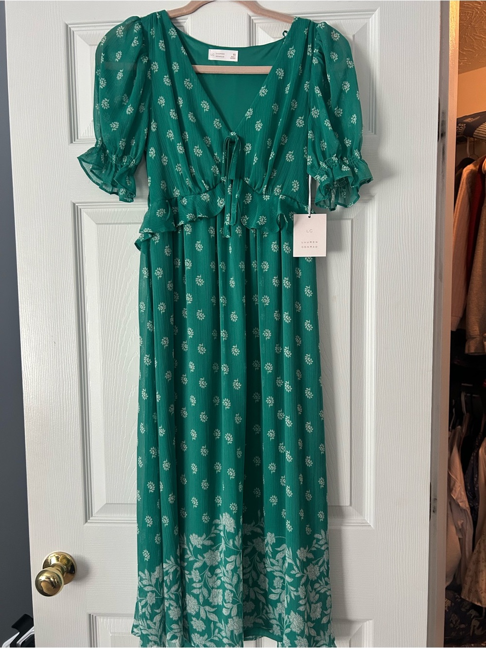 LC Lauren Conrad Green Floral Maxi Dress
